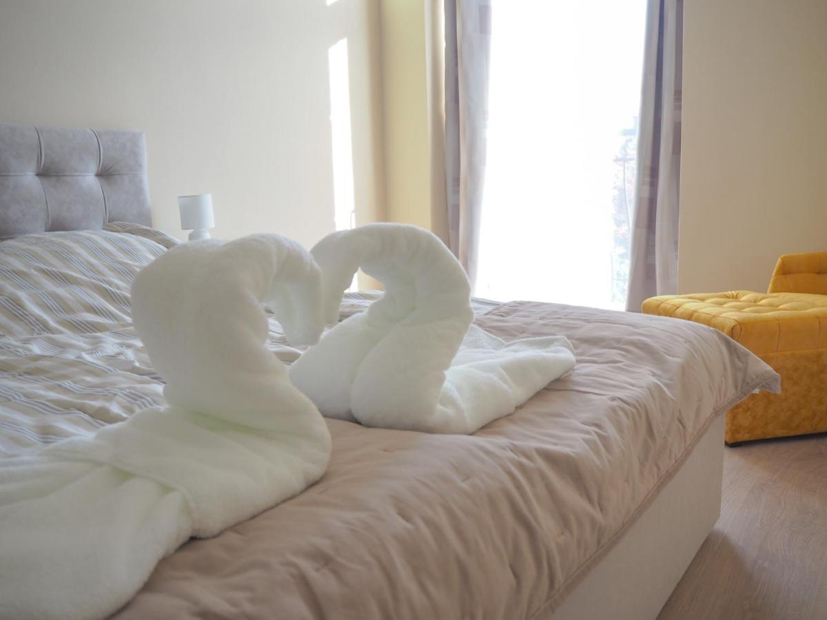 Holiday Apartmanhaz هاركاني المظهر الخارجي الصورة